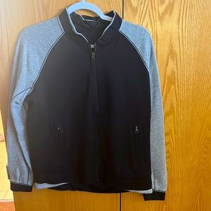 Lulu zip up
